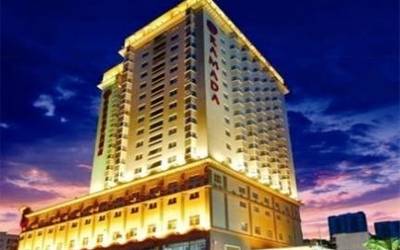 華美達(dá)長升酒店